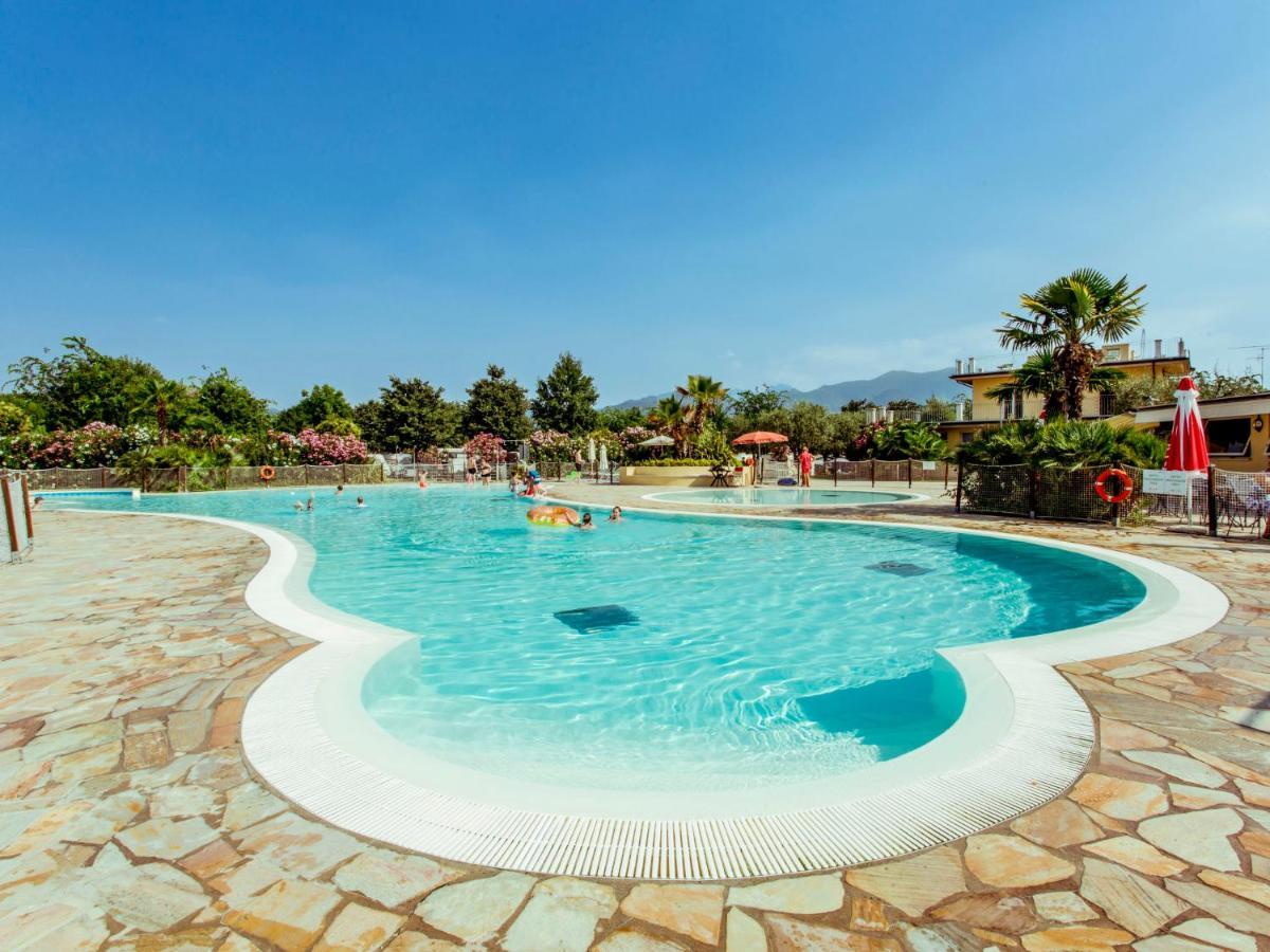 Apartment Rosa By Interhome Manerba del Garda Bagian luar foto